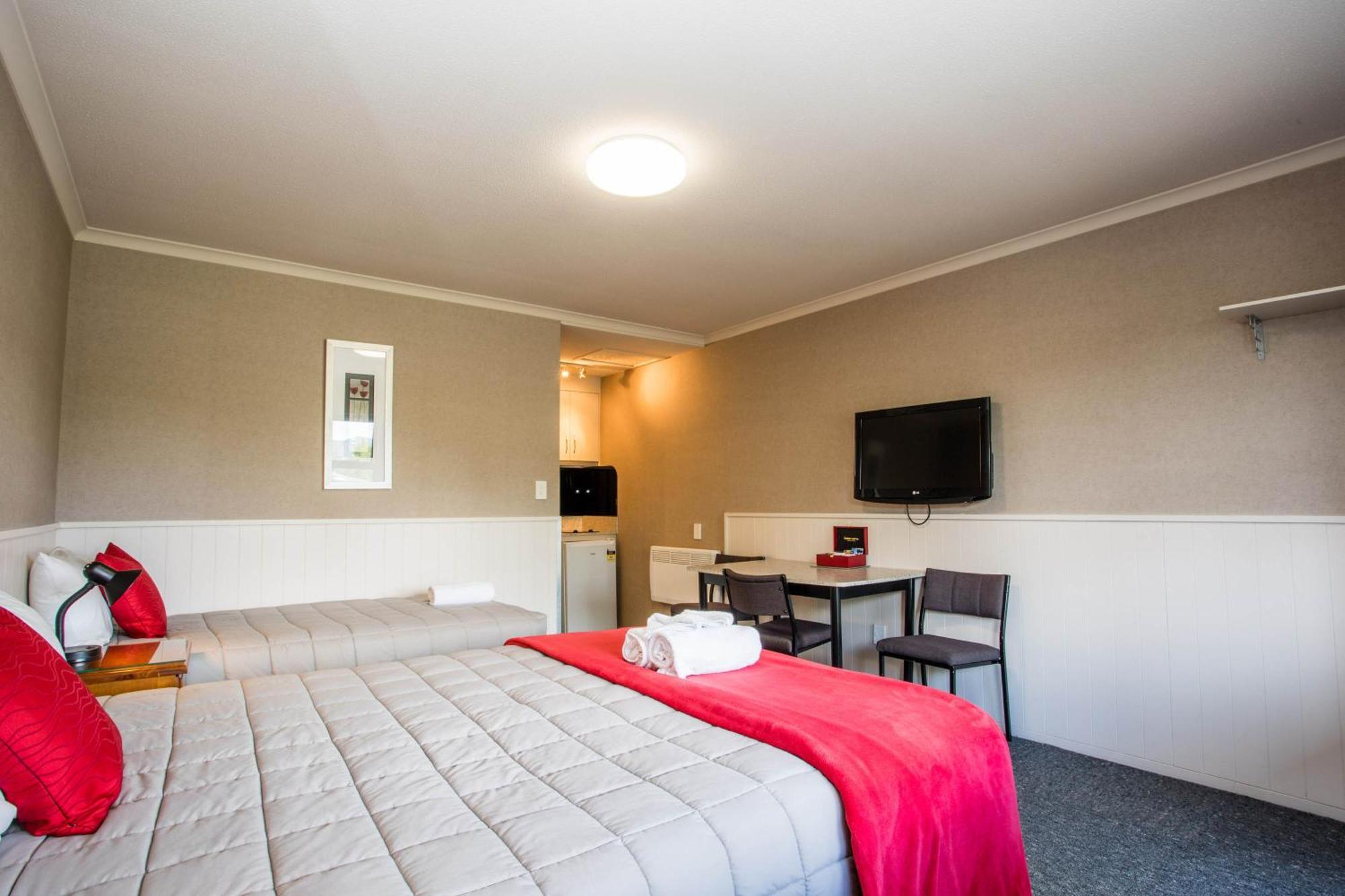 Te Anau Top 10 Holiday Park And Motels Exteriör bild